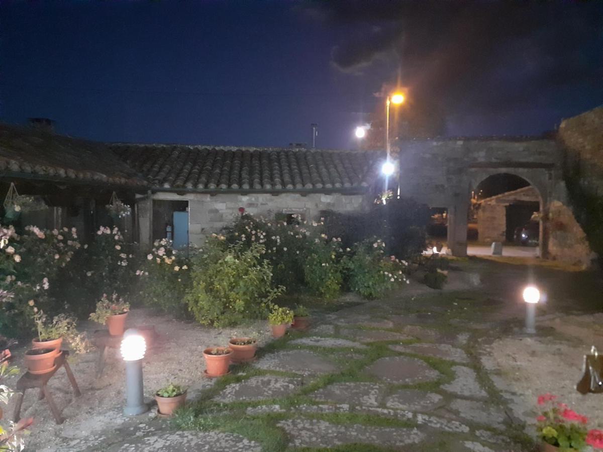 Hotel La Casona De Barrio, Alto Campoo Barrio  Exterior photo
